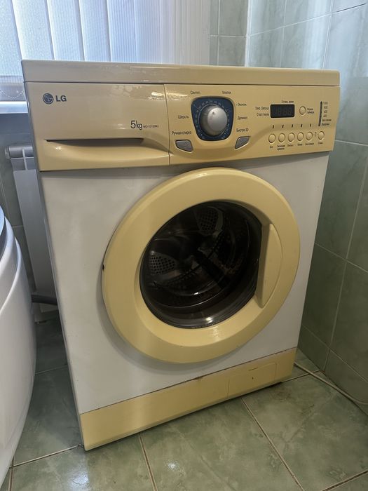 Продам стиральную машину