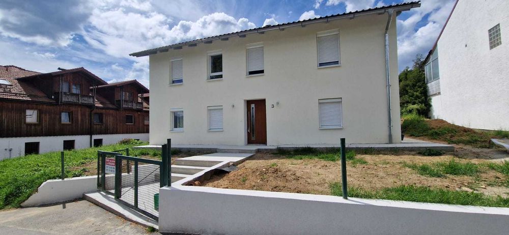 Продава се Къща в Варна, Гранд Мол Варна - 180 кв.м за 1806 €/кв.м - Снимка #1