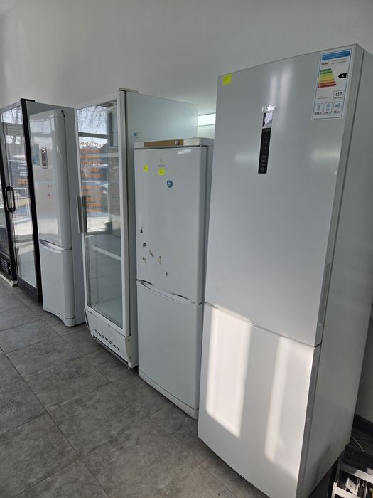 Продам холодильник