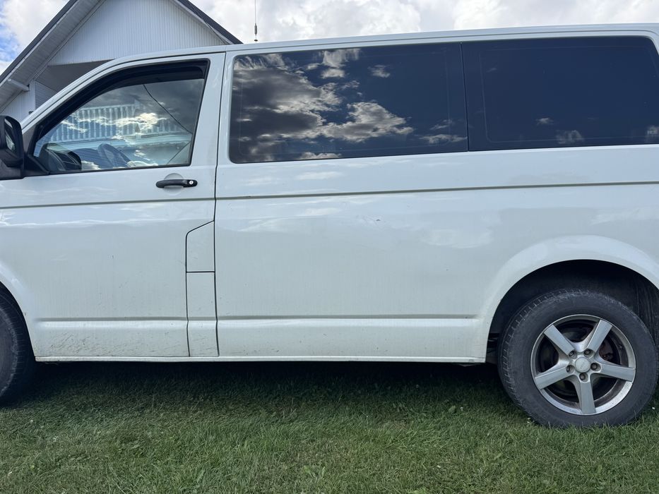 Volkswagen Transporter 2004 diesel, 4.258 € — imagine 2