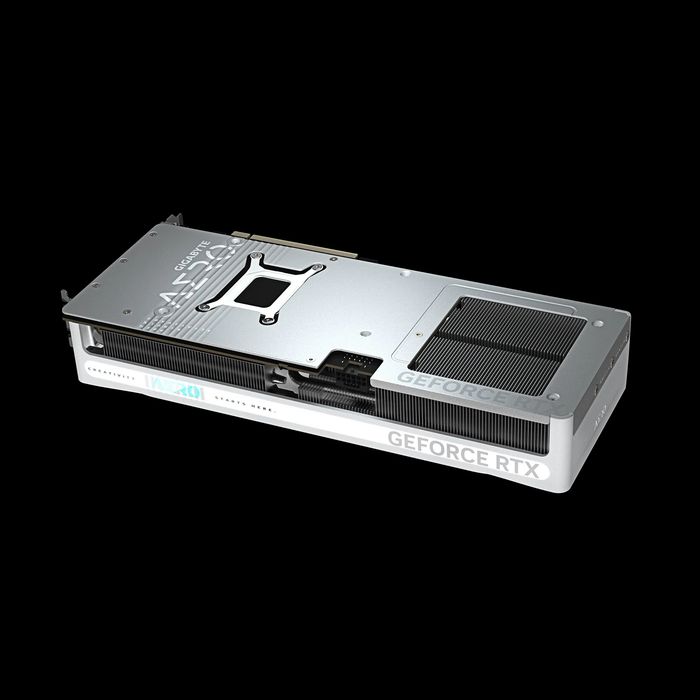 Видеокарта Gigabyte RTX 5080 AERO OC SFF