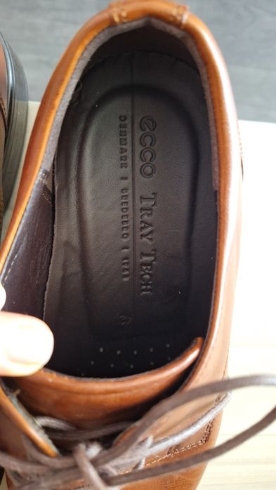 Нови Елегантни мъжки обувки ЕCCO Tray Tech