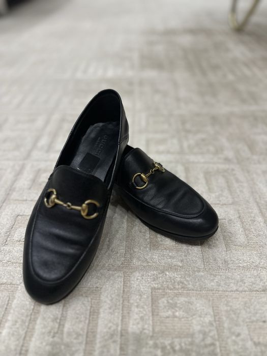 Продам лоферы черные