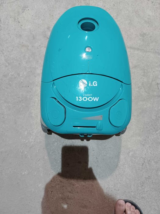 Мощна прахосмукачка LG 1300