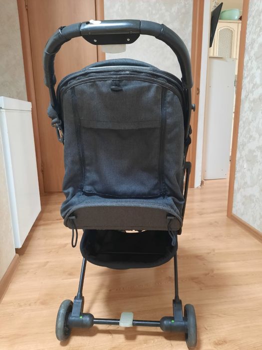 Коляска мстар. На ходу. Нет бампера.