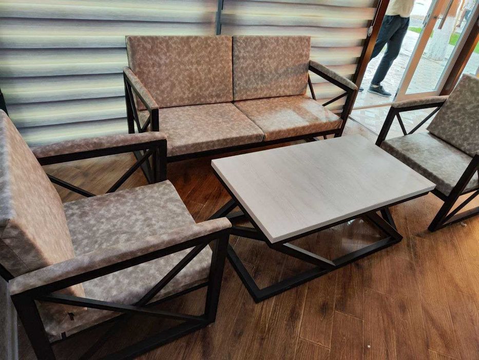 Loft divan va kreslo sotiladi ishlab chiqaruvchidan