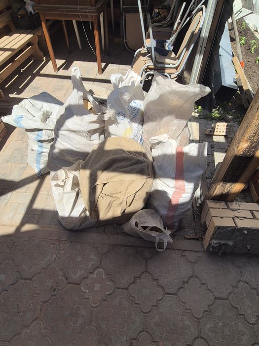 Отдам бут бсплатно