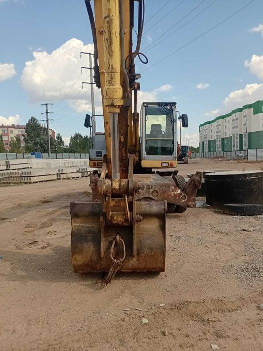 Экскаватор самоходный NEW HOLLAND