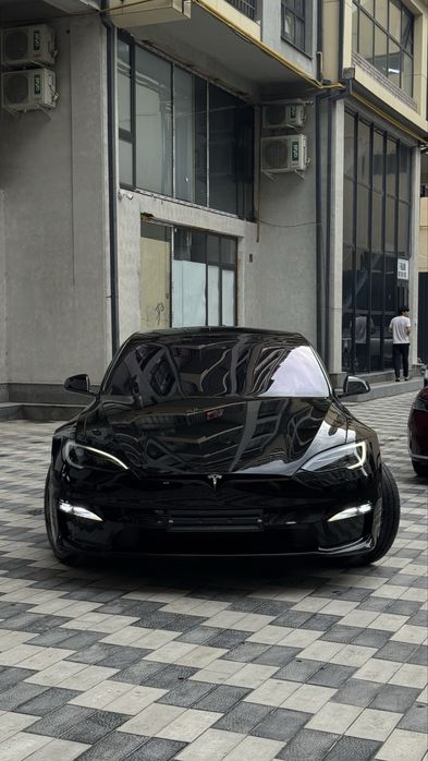 Tesla model S p100D