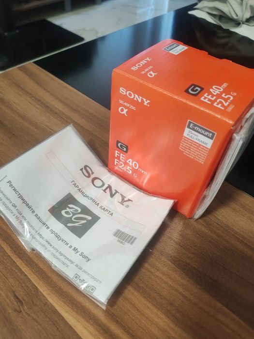Sony FE 40mm f/2.5 G