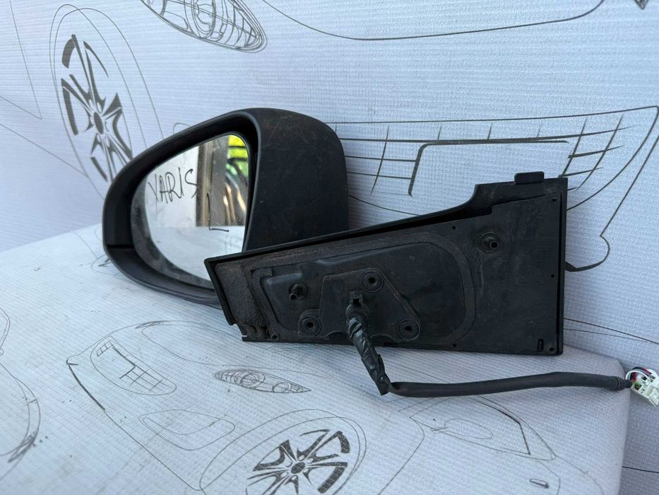 Oglindă Retrovizoare Stânga 7 Pini Toyota Yaris 879400DB60 / [2012-2014] / (5C3)