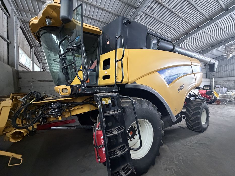 New Holland cx 8080