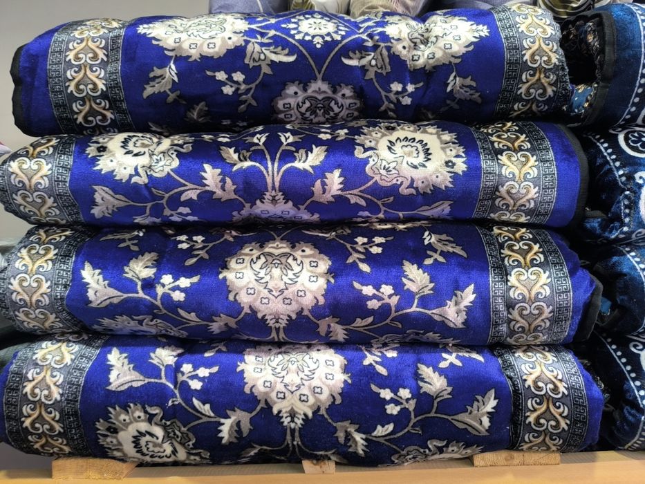 Виллур, сатин, габилон кўрпачалар