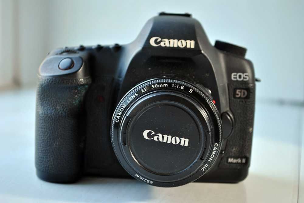 Фотоаппарат зеркальный Canon 5D mark2