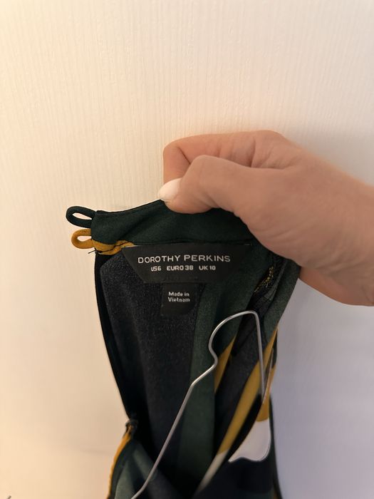 Рокля Dorothy Perkins