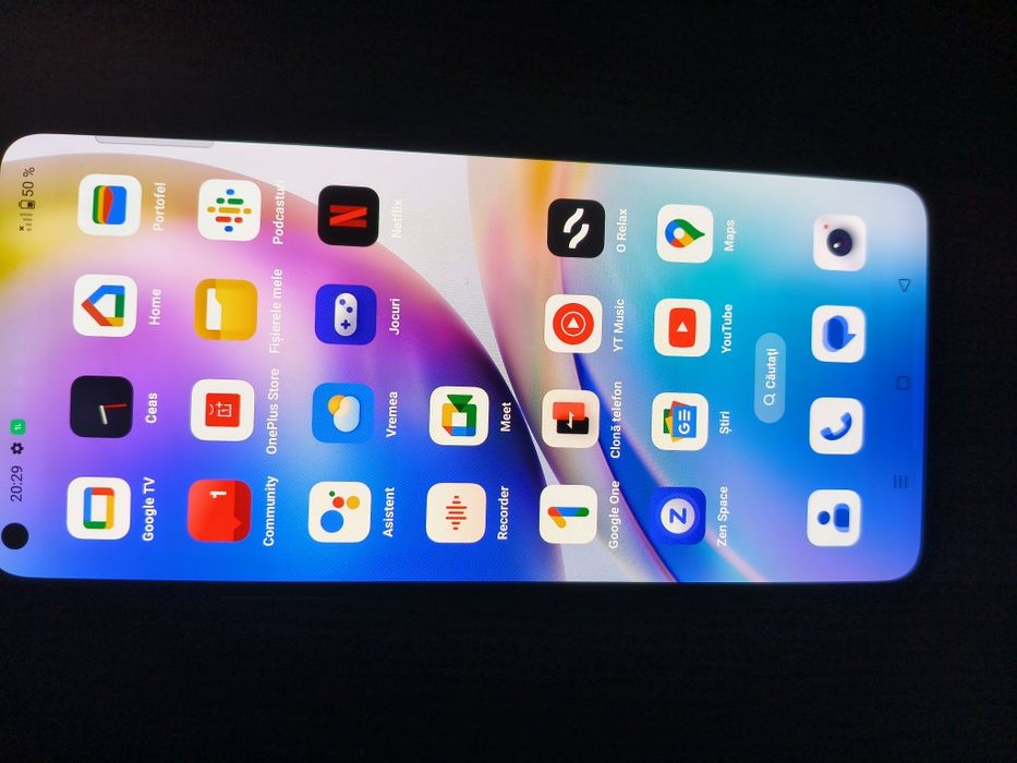 Telefon One plus 8T, stare foarte bună, cutie, funcționează perfect.