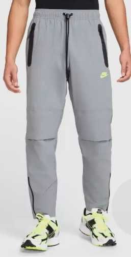 Nike tech woven екип размер L