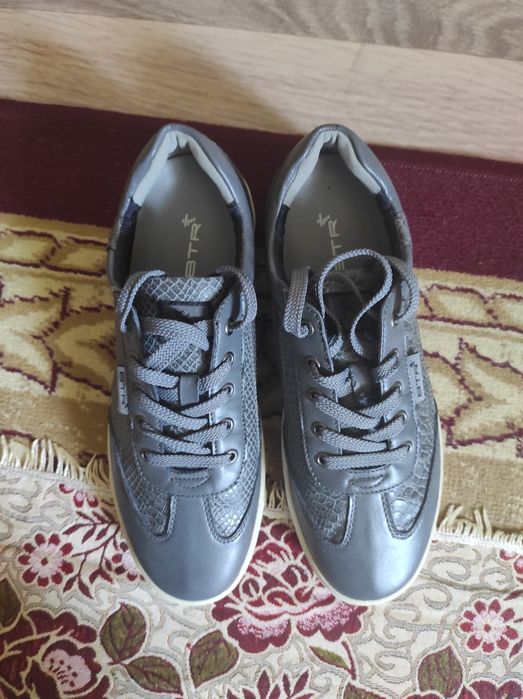 Продам мокасины мужские.