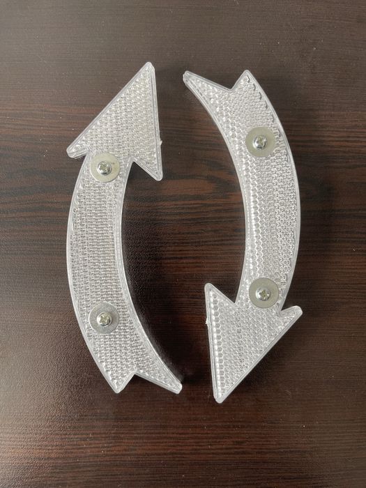 Светлоотразител стрелка за велосипед