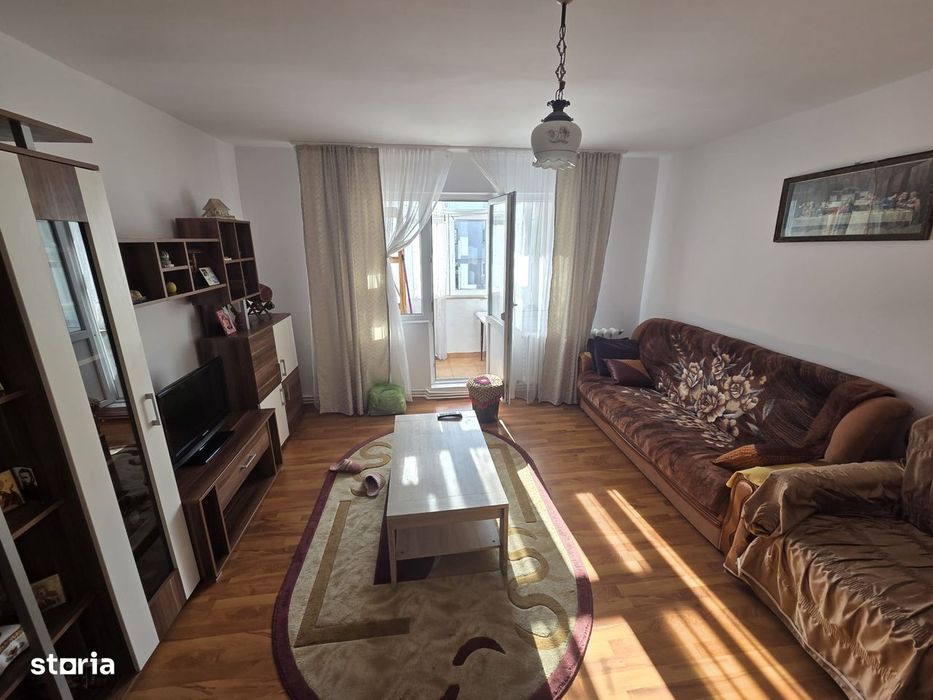Etaj 3 - Alexandru - Zimbru - Apartament 3 camere - model spatios