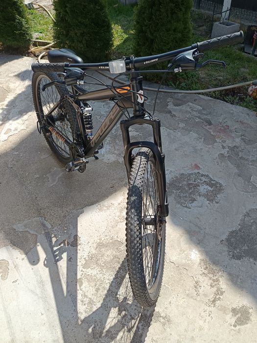 Bicicleta velors full suspension