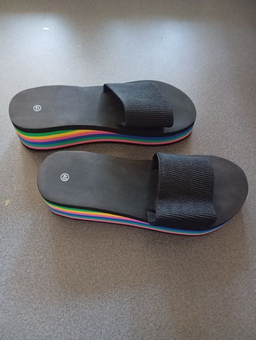 Продам сланцы для бассейна