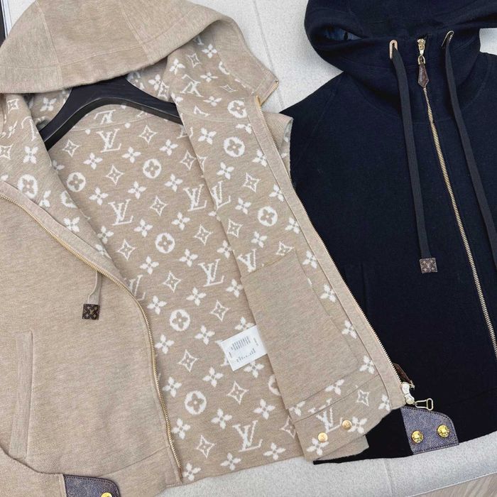 Vesta Louis Vuitton - calitate premium prezentare completa