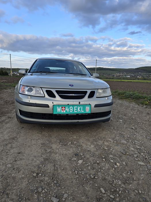 Autoturism Saab.