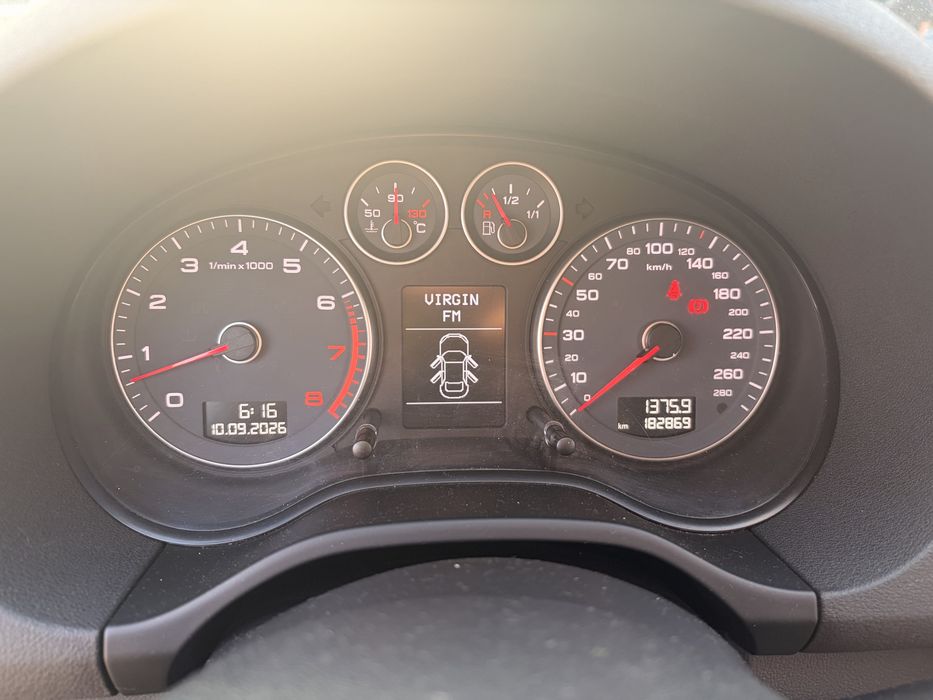 Vand AUDI A3 8P 2012
