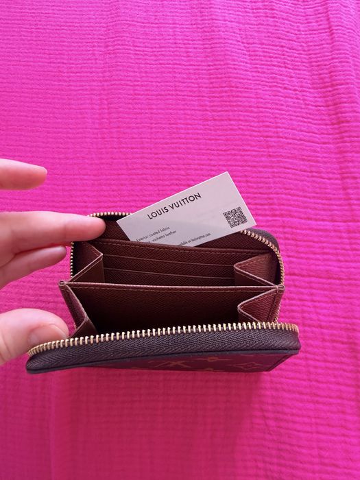 Продам кошелек LV оригинал
