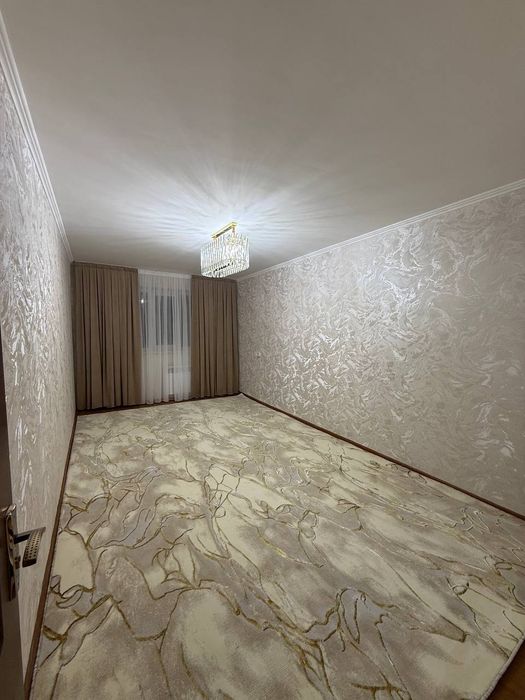 СРОЧНО!!! Продаётся 3-х комнатная квартира  с ремонтом