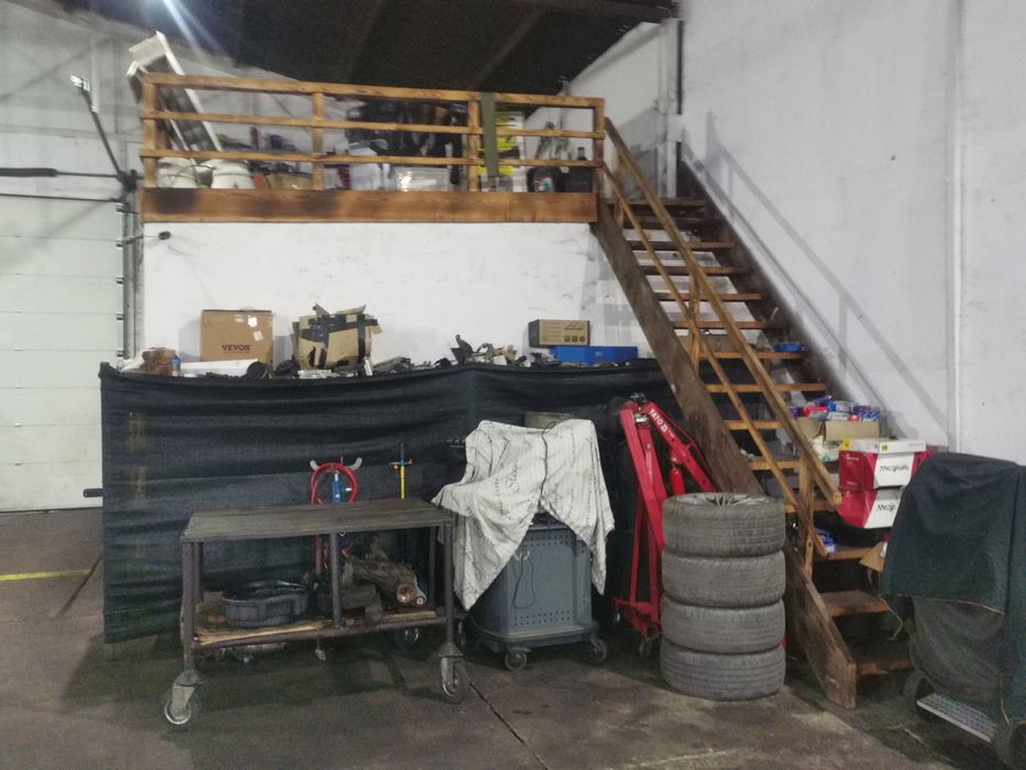 Se închiriază sau vinde! Zona Industrială