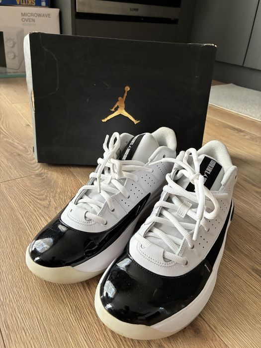 Спортни обувки Jordan Luka .77