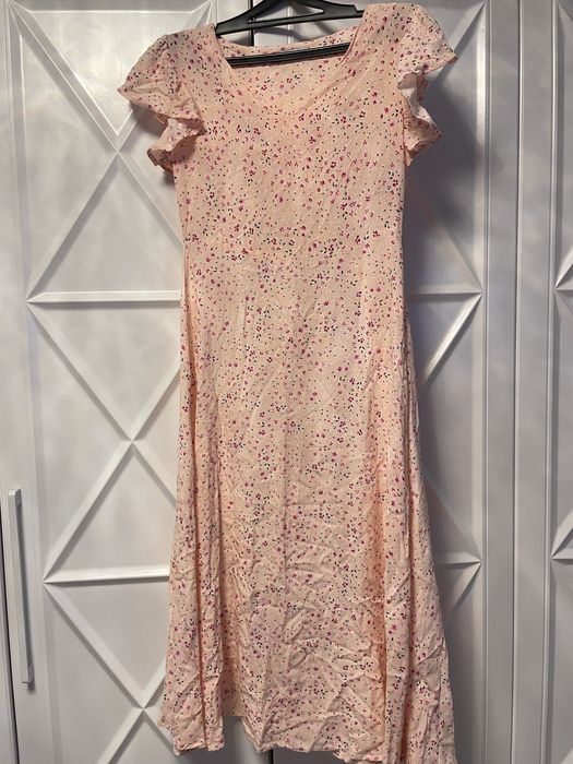 Платья, женская одежда