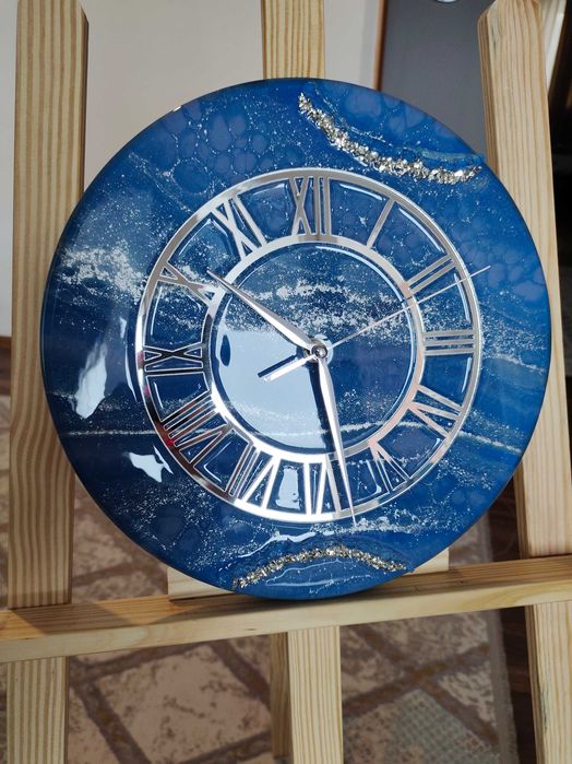 Настенные интерьерные часы