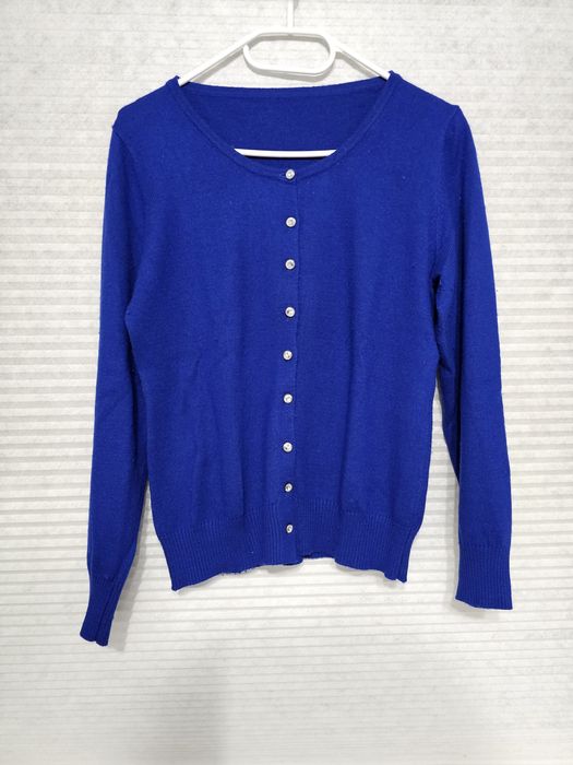 Cardigan cu nasturi bijuterie