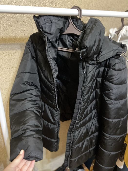 Продам куртку демисезон