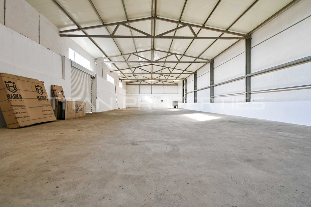 Продава се Промишлена сграда в с. Мировяне, Област София-град - 600 кв.м за 1500 €/кв.м - Снимка #1