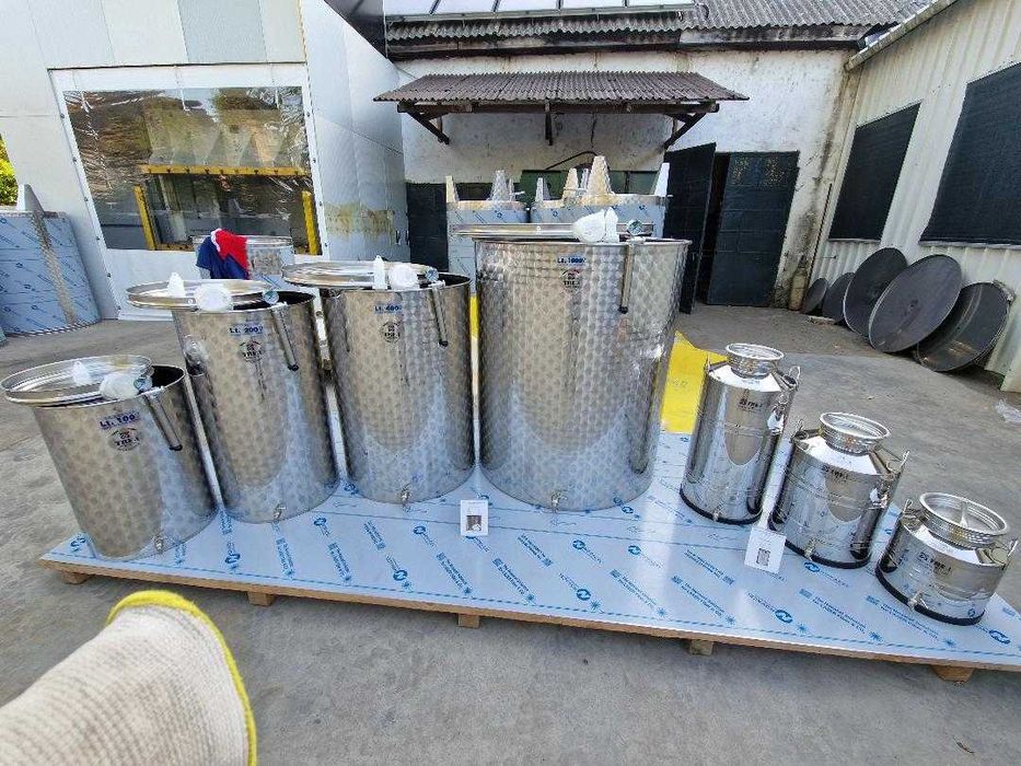 Cisternă Inox 1.000 litri capac flotant pneumatic / Vinificație