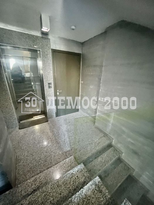 Продава се Двустаен апартамент в Варна, ВИНС - 50 кв.м за 2550 €/кв.м - Снимка #11