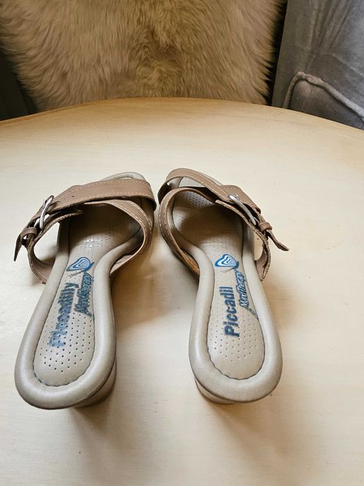 Slapi Piccadilly MaxiTherapy marimea 36