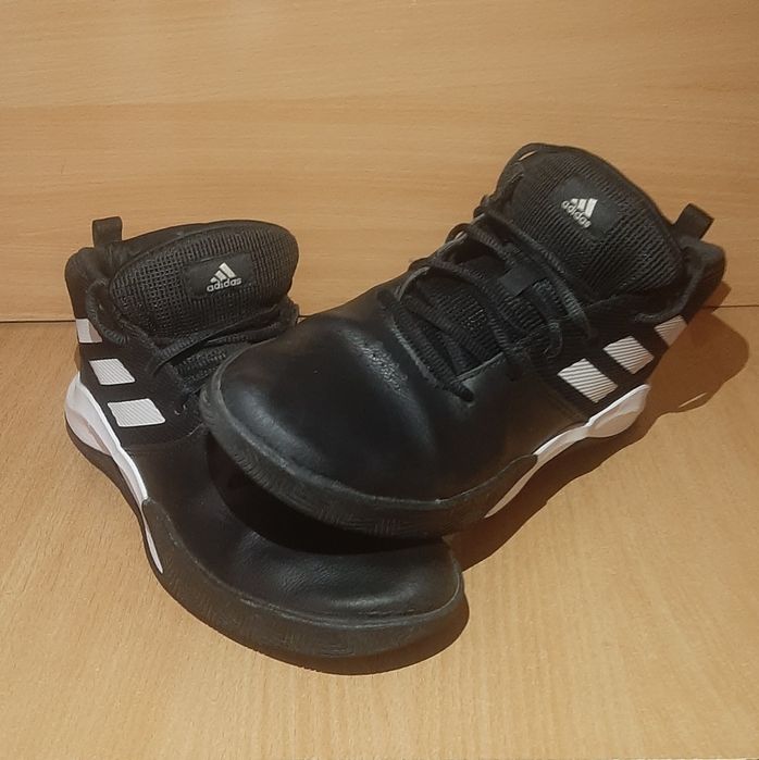 ! Ghete de Barbat - Dama / Adidasi  !