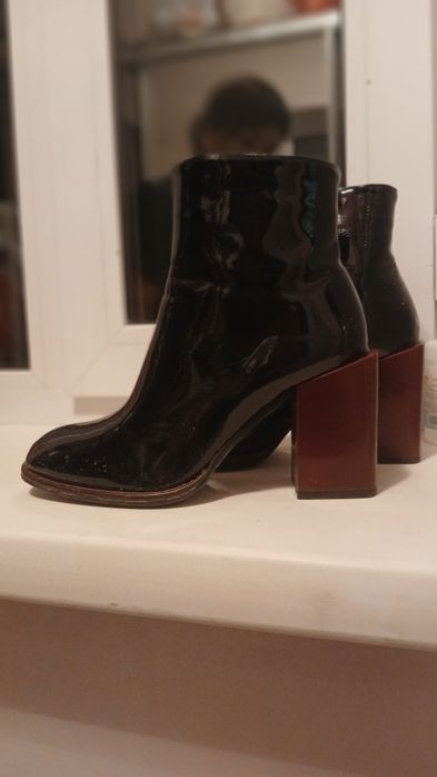 Продам осенний полуботинки