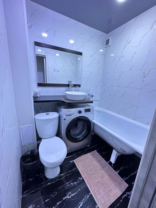 1 ком посуточно,почасово