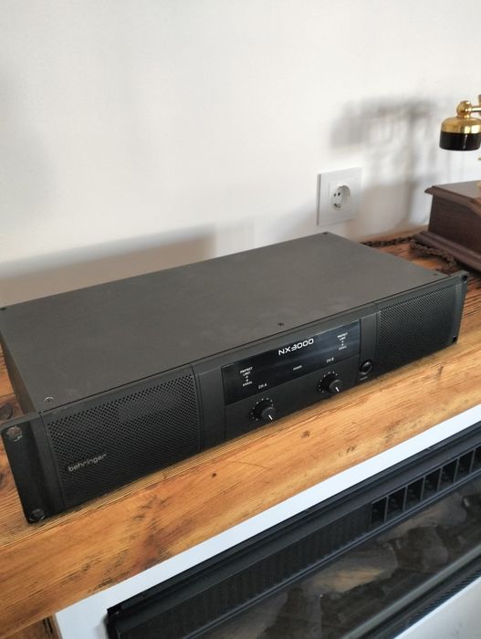 Mixer audio presonus Behringer nx 3000schimb cu telefon