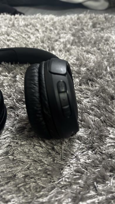 Casti JBL 525BT-Ca noi