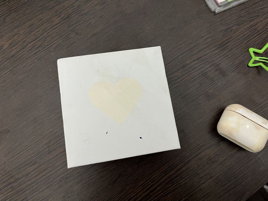 Наушники Hearbuds