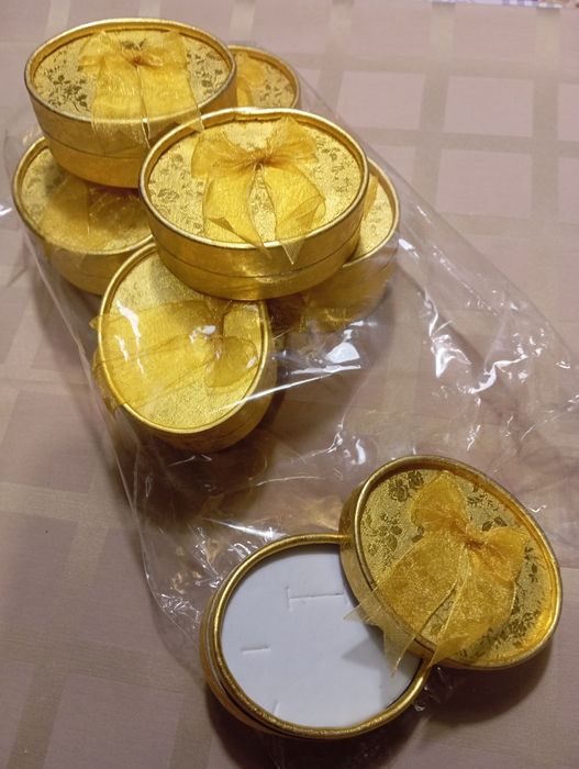 Коробочки для небольших подарков