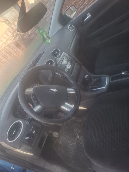 Vând Ford focus 1.6 disel