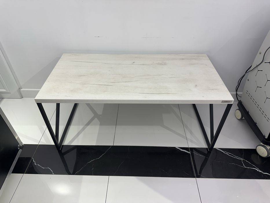 Журнальный стол.